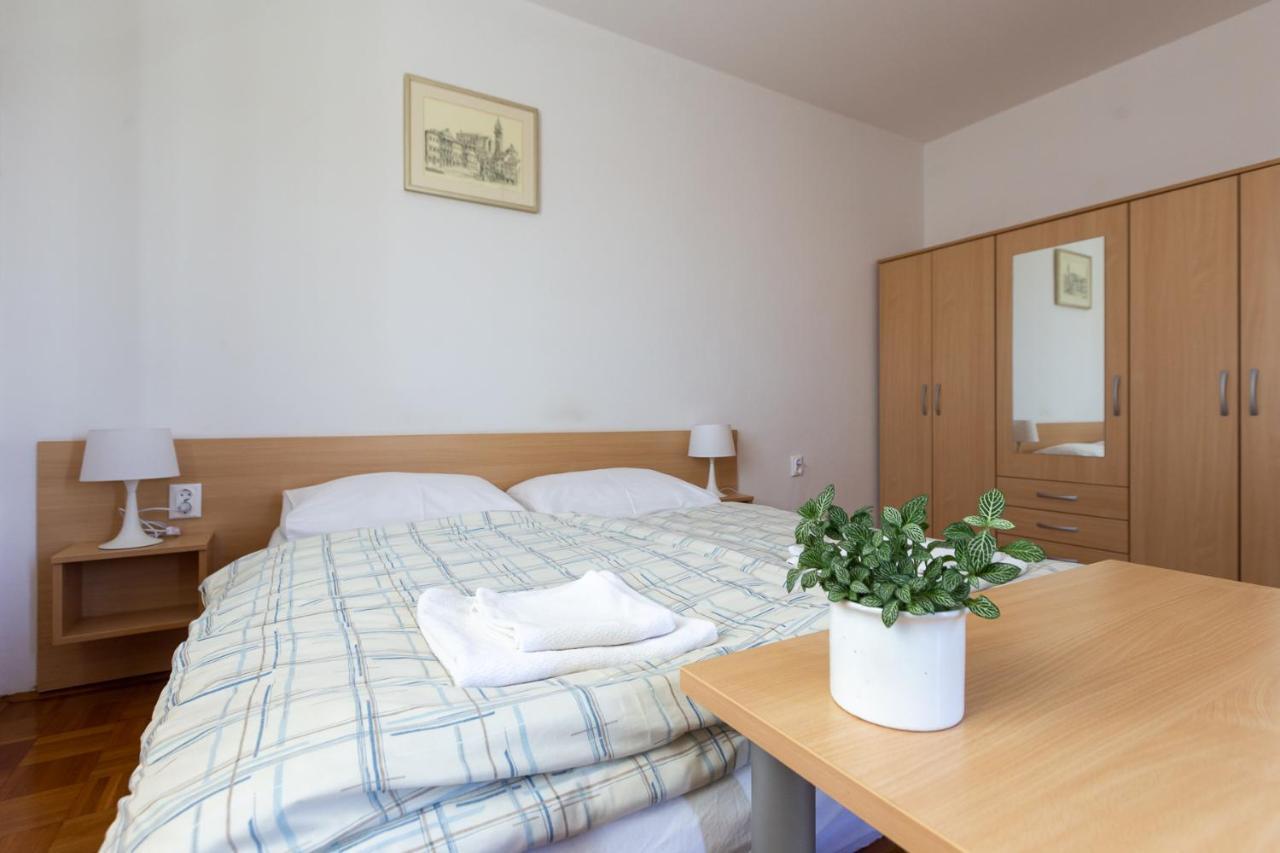 Apartments And Rooms Jeselnik Portoroz Luaran gambar